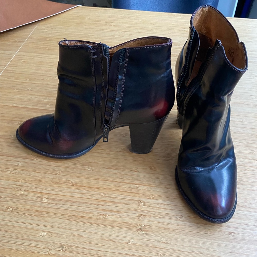 Madewell heeled leather booties